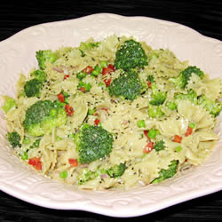 Pasta in Parsley Nut Sauce