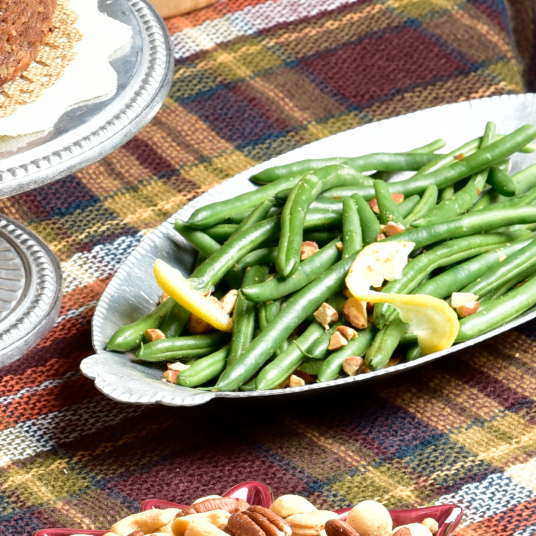 Garlic Roasted Green Beans with Almonds